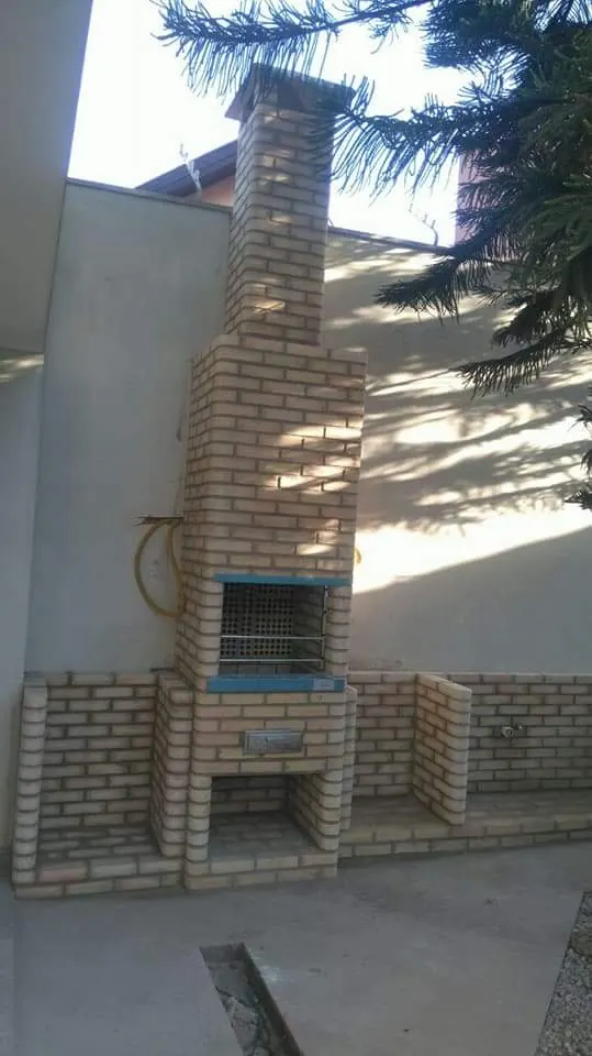 Churrasqueira externa de tijolo — Cesar Grill